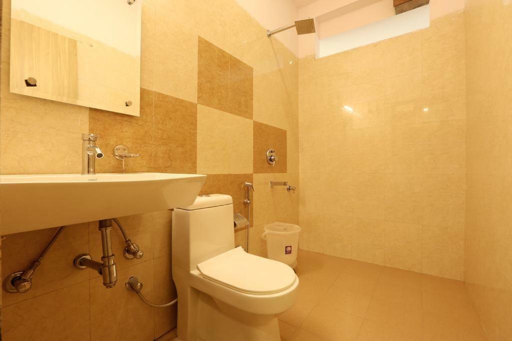 Hotel Wti Airport Grand Delhi New Delhi Exterior foto